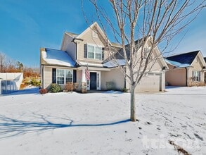 Building Photo - 4827 Stovall Dr