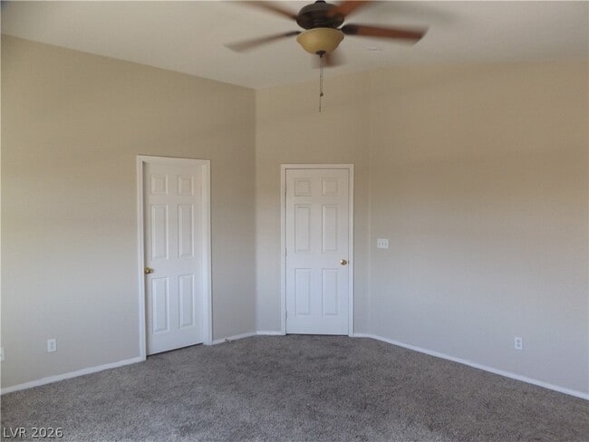 Building Photo - 6467 Karlsen Ct