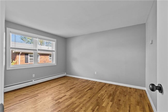 Building Photo - 70 Carroll Ave
