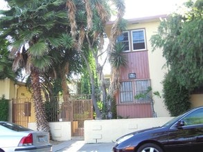 Building Photo - 5563 W Pico Blvd