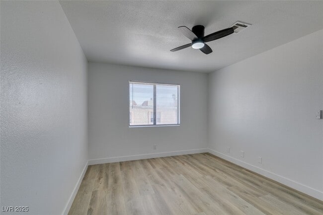 Building Photo - 6932 Kilgore Dr