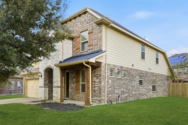 Building Photo - 4802 Taylor Drive