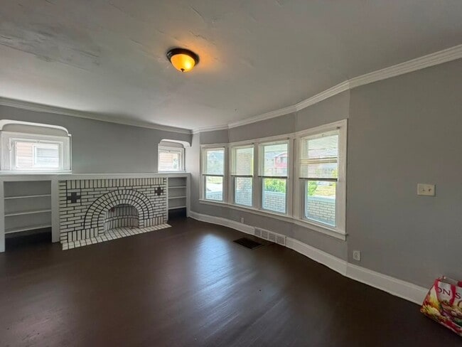 Building Photo - 3697 E 146th St