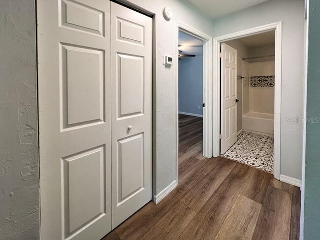 Building Photo - 5821 NW 23rd Terrace