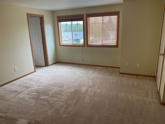 Building Photo - Mount Vernon 3 Bedroom