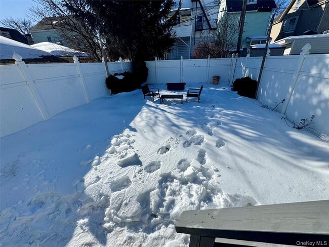 Building Photo - 134 N 7th Ave