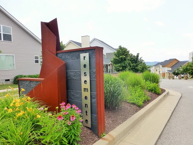 Building Photo - Rose Monte Nouveau