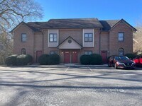 Building Photo - 385 Old Epps Bridge Rd