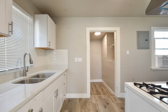 Building Photo - 8644 W 2800 S