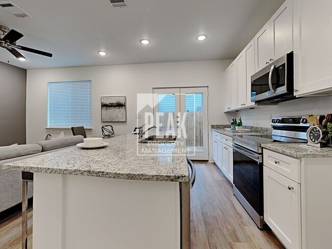 Building Photo - NOW PRE-LEASING FOR MAY MOVE-IN! 3 Bedroom...