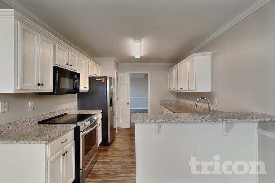 Building Photo - 108 Sagamore Ln