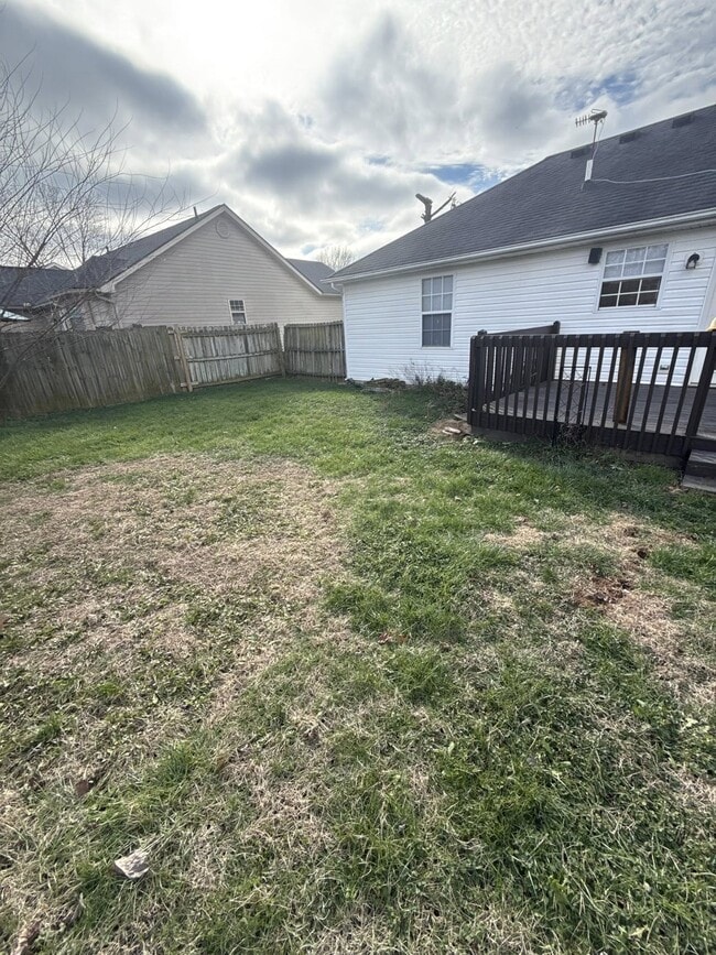 Building Photo - 118 Dale Hollow Dr