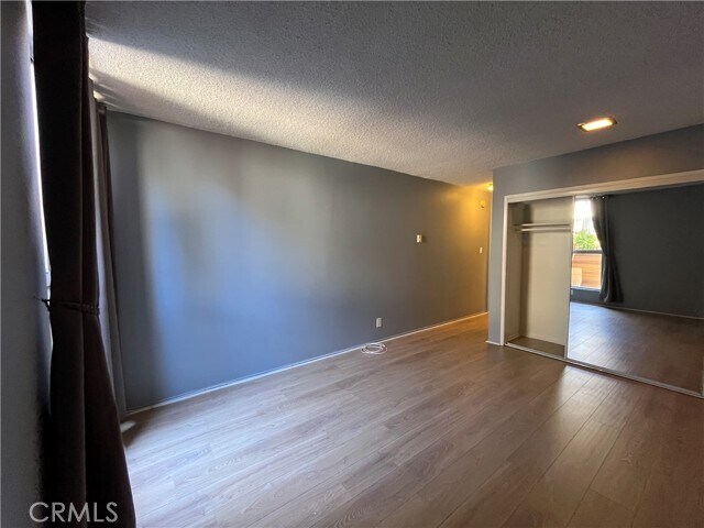 Building Photo - 320 S Gramercy Pl