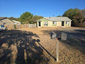 Building Photo - 1318 Marlton St