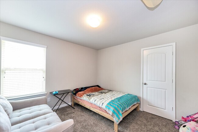 Building Photo - 1625 City Nights Wy