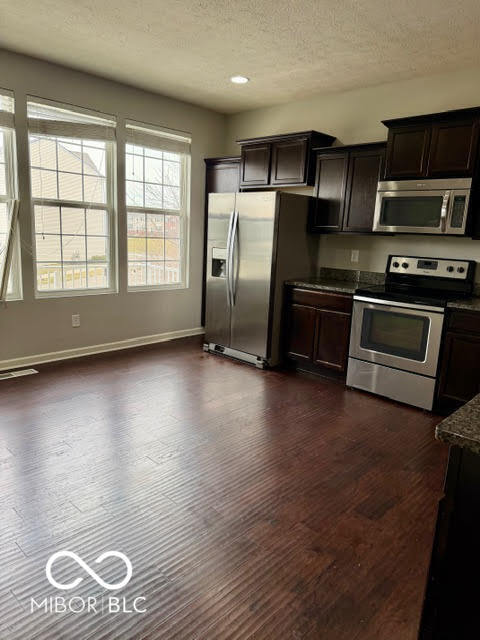 Building Photo - 12687 White Chapel Cir