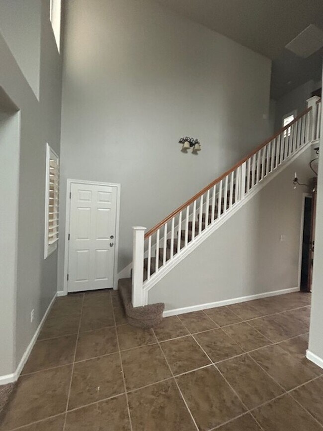 Building Photo - 4929 W Pianosa Ave