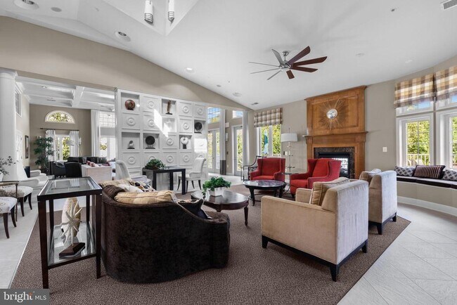 Building Photo - 1518 Enyart Way