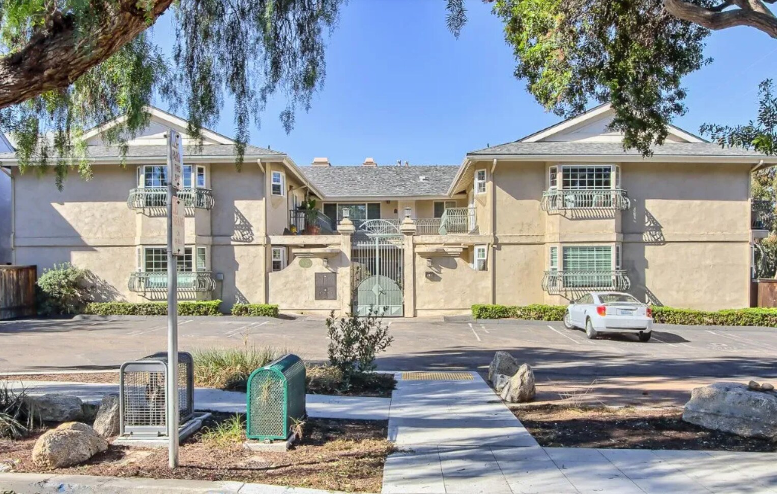Building Photo - 4090 Falcon St