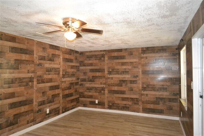 Building Photo - 11465 92nd St N