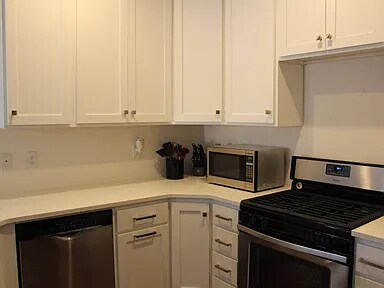 Building Photo - 1068 Canyon Meadow Dr