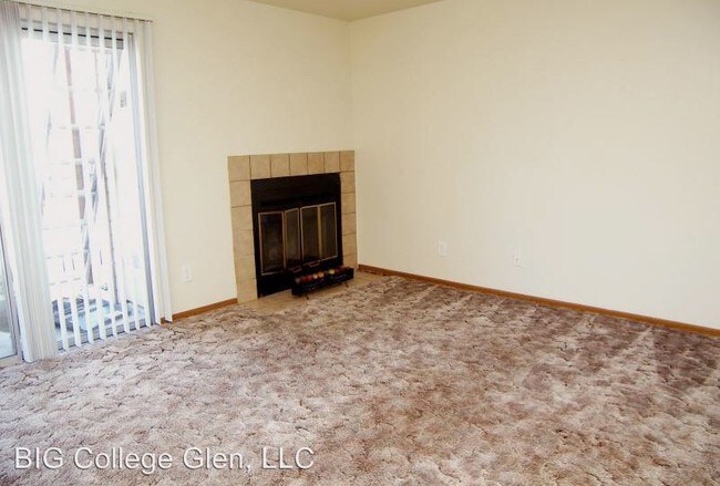 Building Photo - 5415 College Oak Dr