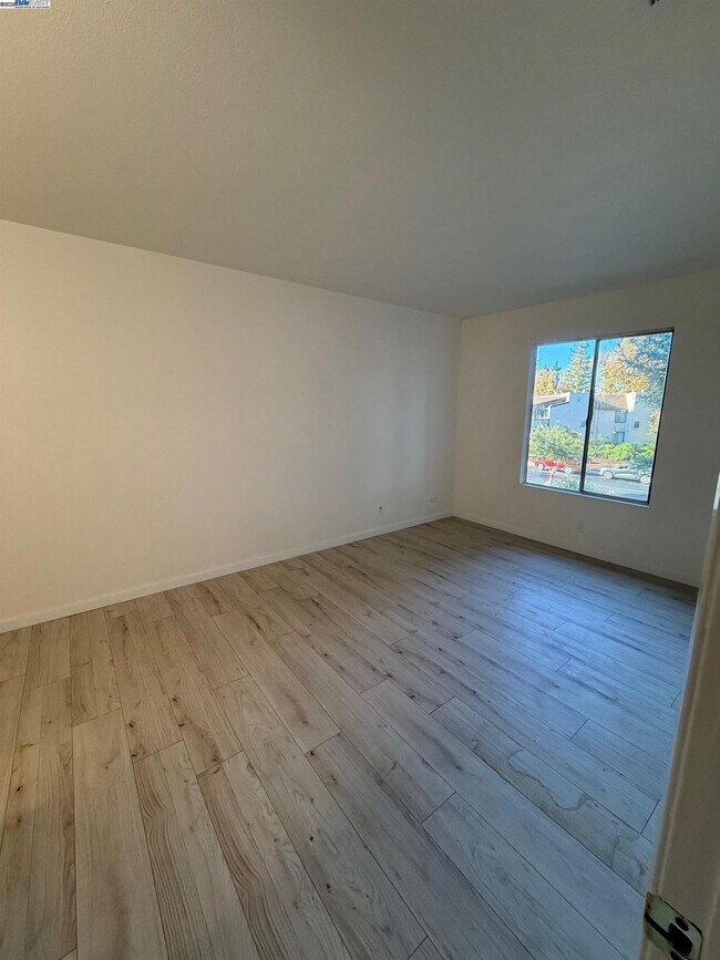 Building Photo - 5425 Concord Blvd