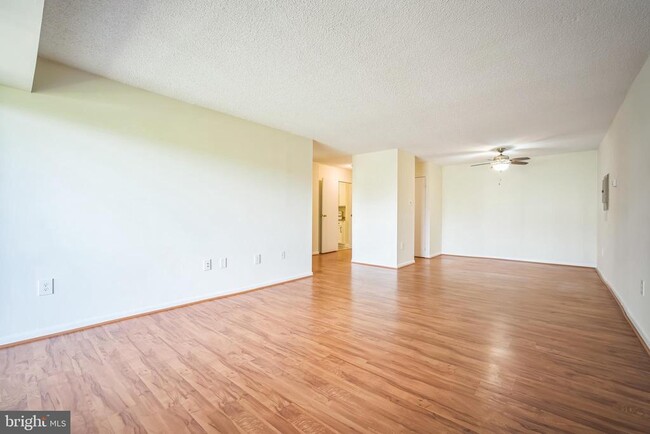 Building Photo - 200 N Pickett St
