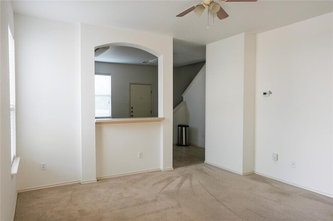 Building Photo - 721 Jane Austen Trail