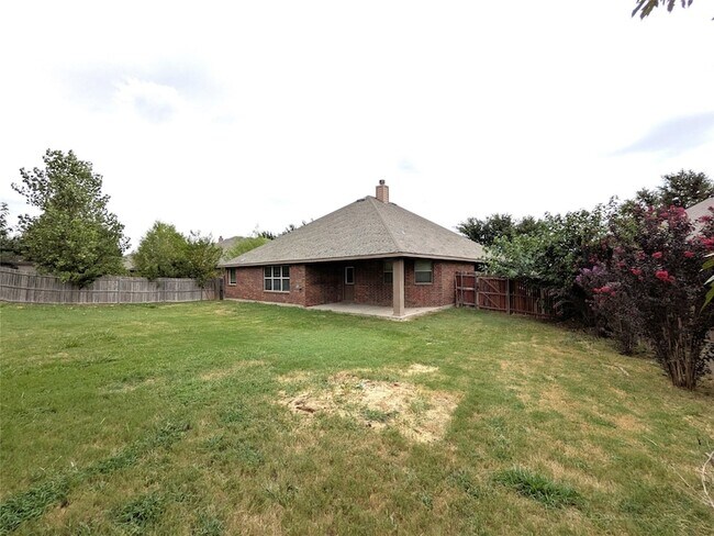 Building Photo - 14013 Zippo Way