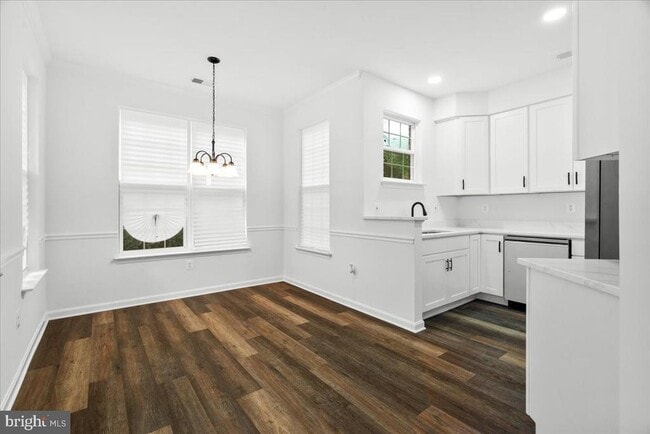 Building Photo - 116 Whiskey Creek Cir