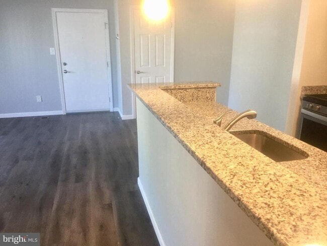 Building Photo - 1609 Woodhollow Dr