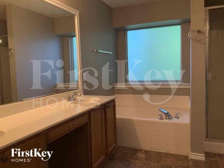 Building Photo - 3512 Big Horn Trail