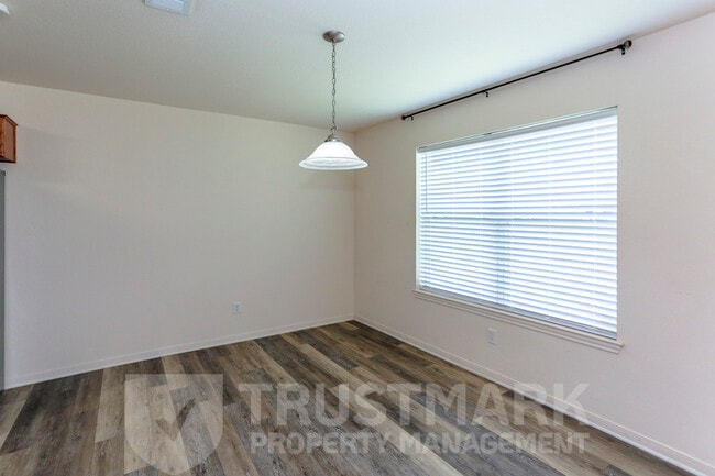 Building Photo - 3204 W Canadian River Loop