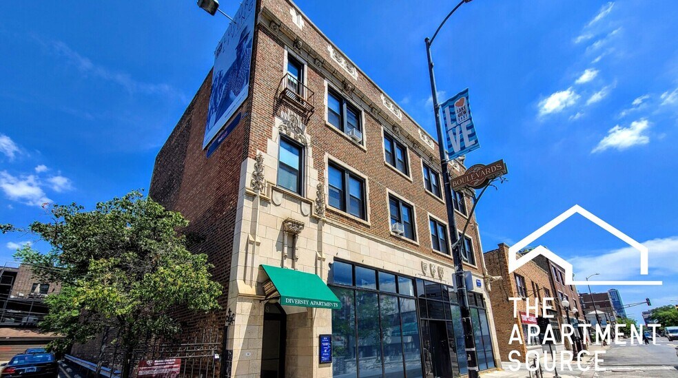 Building Photo - 818 W Diversey Pkwy