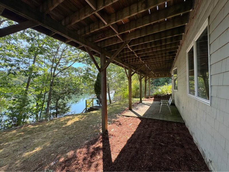 Building Photo - 21 Buttermilk Cove