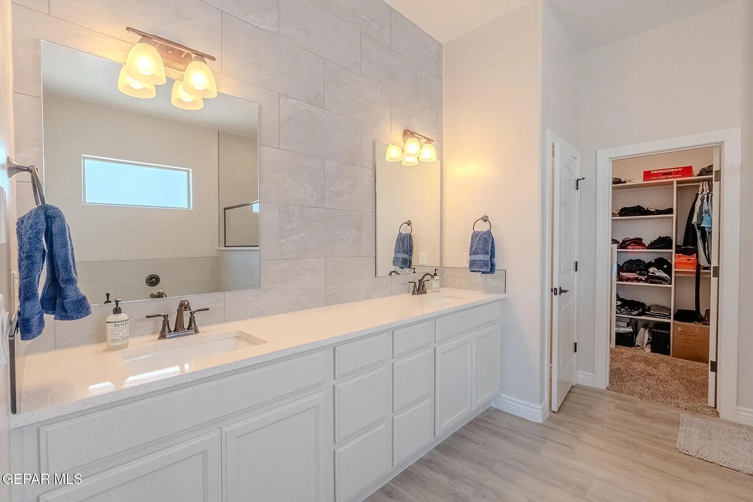 Building Photo - 13364 Emerald Glass Dr