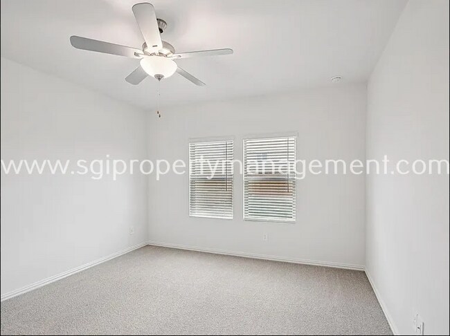 Building Photo - 522 Blanton St