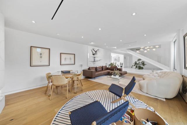 Building Photo - 7713 Esterel Dr