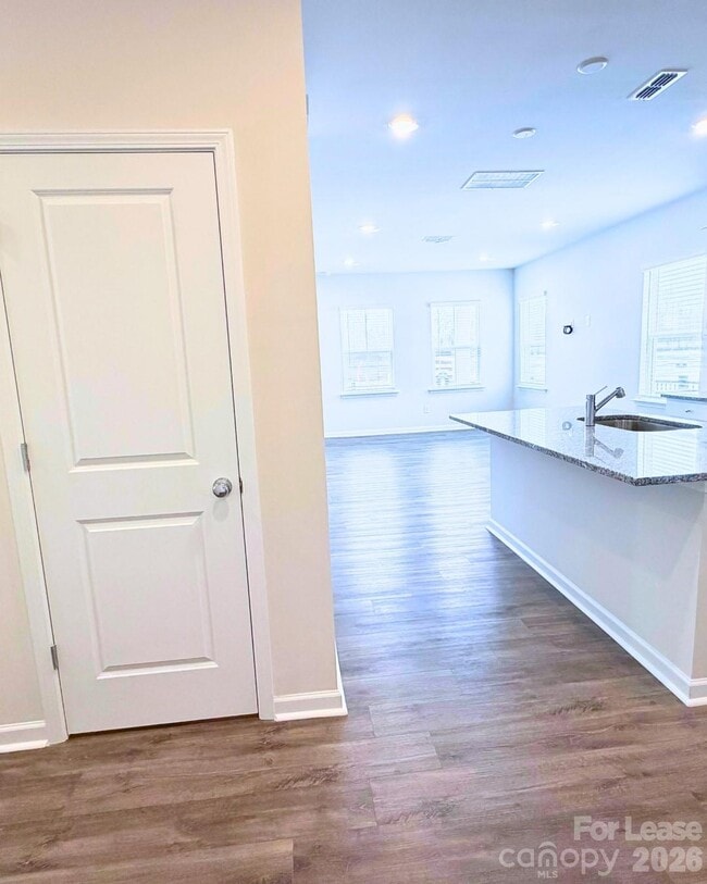 Building Photo - 3636 Pamlico St