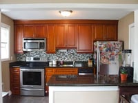 Building Photo - Bright and spacious end-unit townhouse