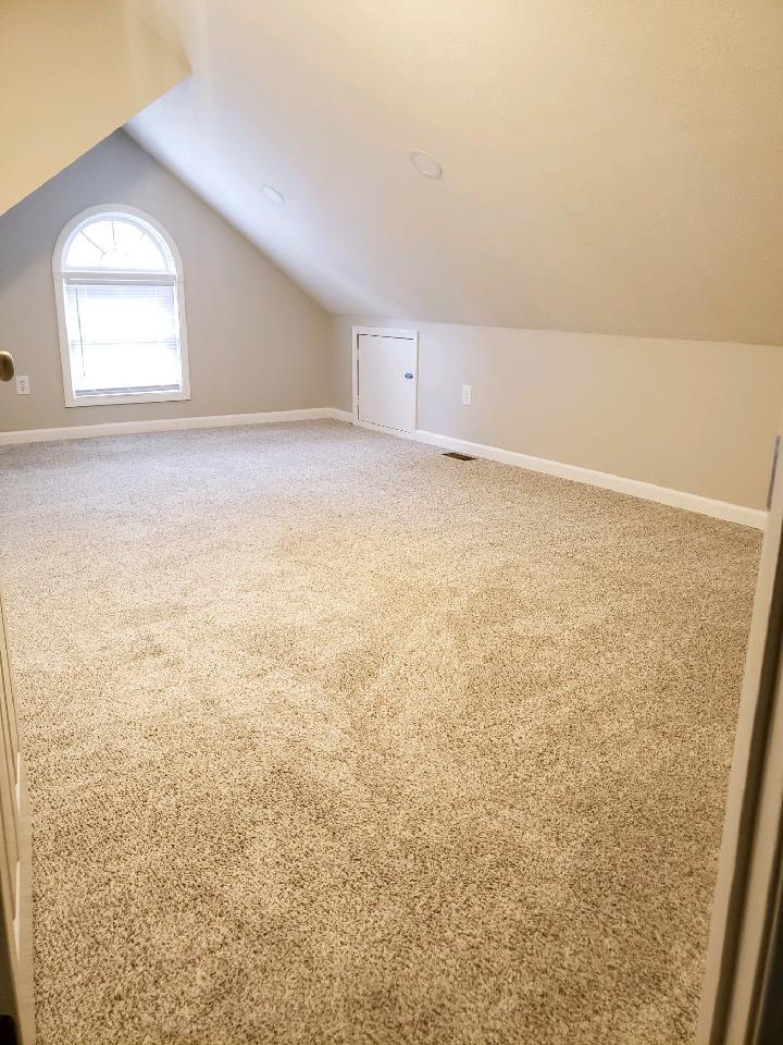 Building Photo - 924 Stonebrook Dr