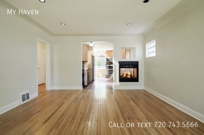 Building Photo - 1440 Ivanhoe St