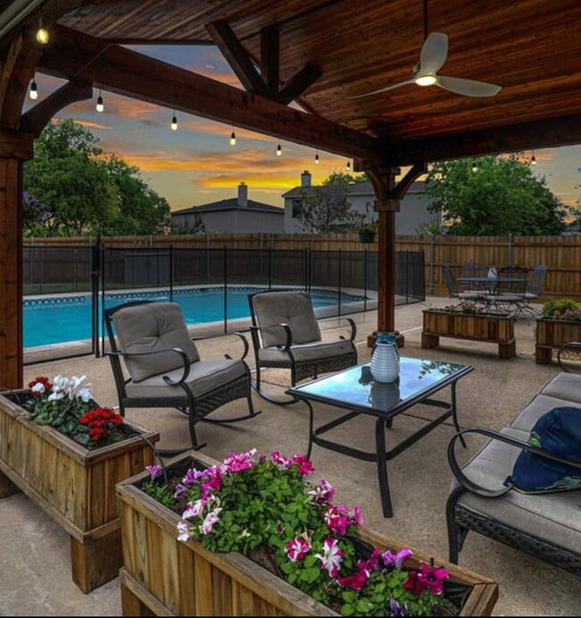 Primary Photo - 3108 Westview Dr