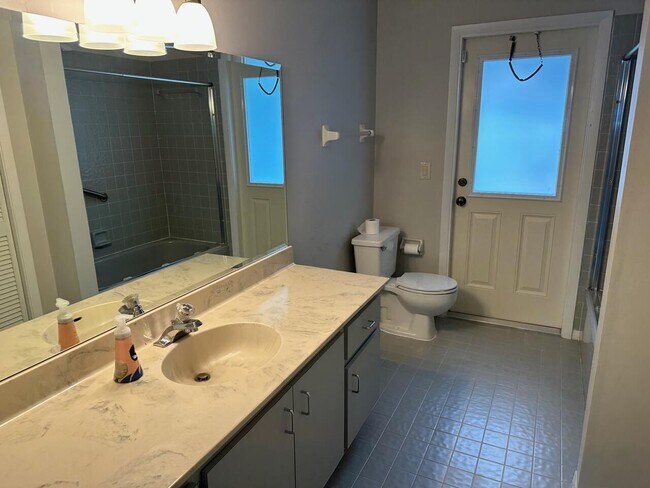 Building Photo - 22421 Ensenada Way