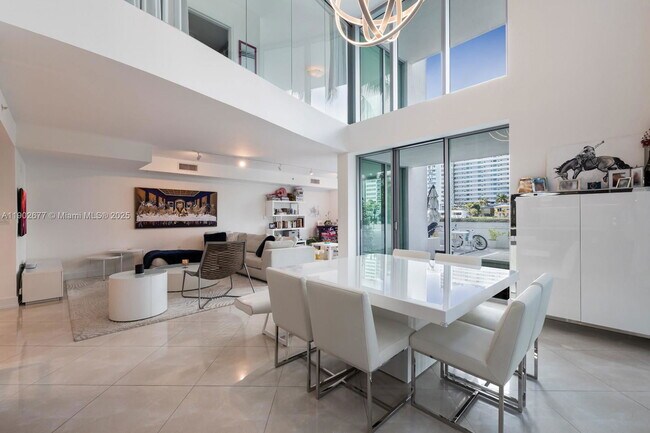 Building Photo - 7928 East Dr