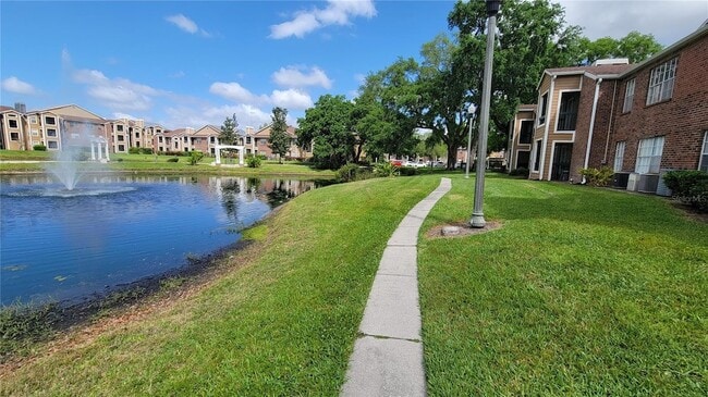 Building Photo - 5500 Devonbriar Way