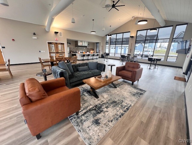 Building Photo - 22 Loso Dr