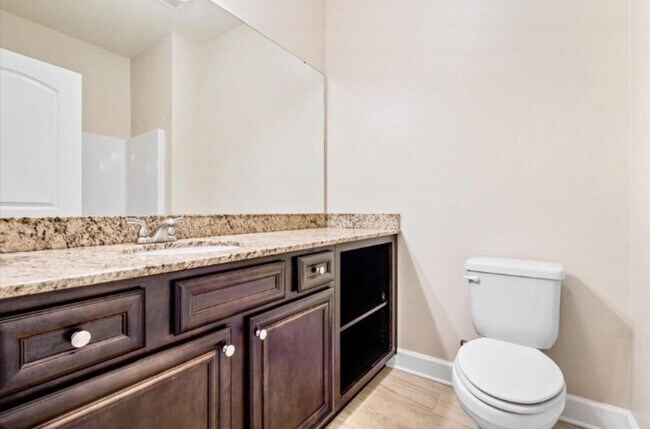Building Photo - 3501 Mossy Oak Villas Cir