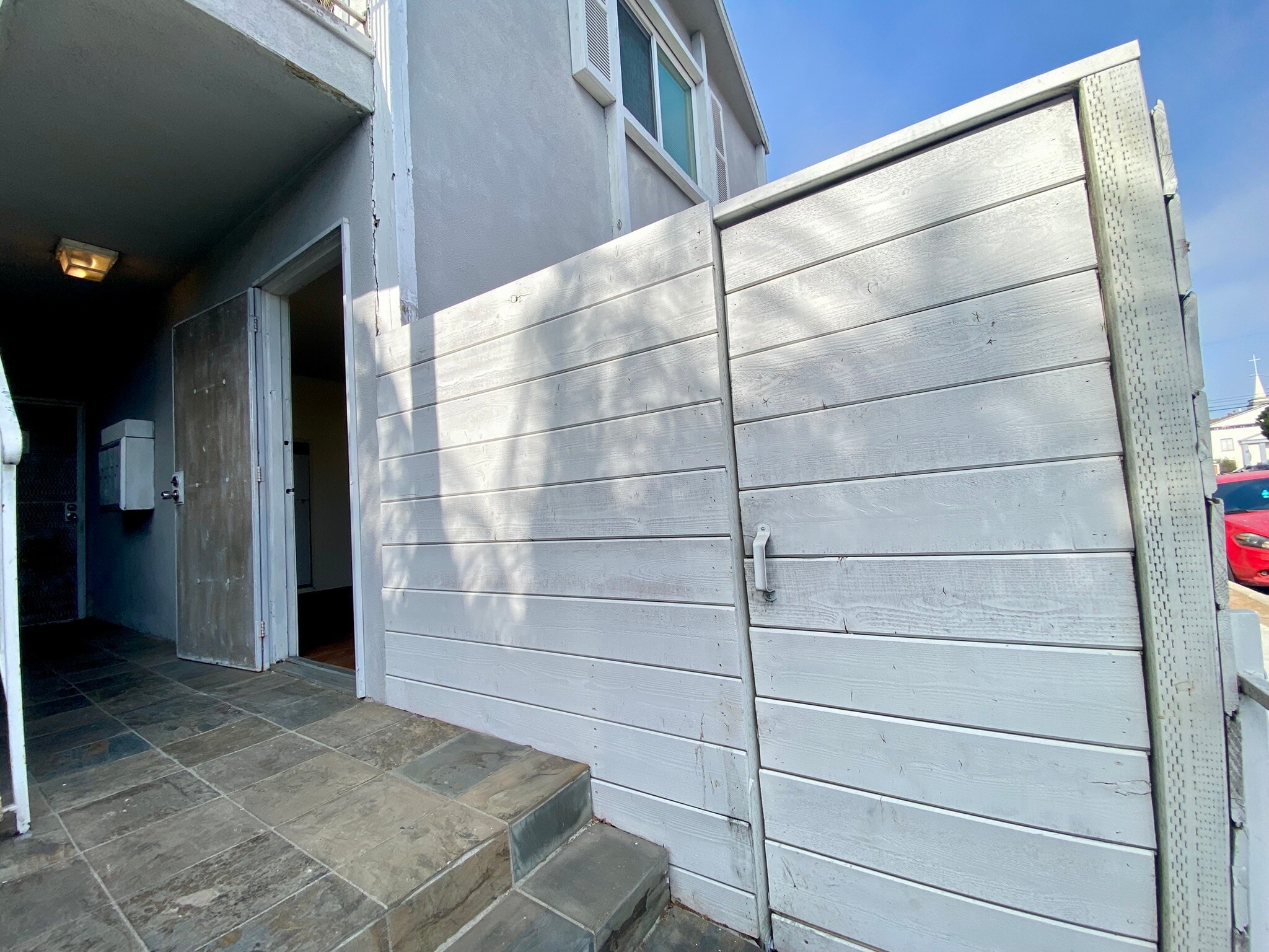 Building Photo - 239 Windward Ave